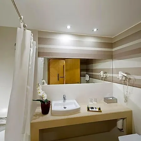 Otel Park &