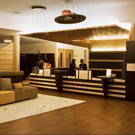 Hotel Park &